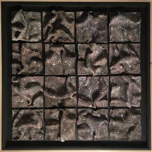 Mini Matillas - Contemporary ceramic sculpture by Beatriz Oms