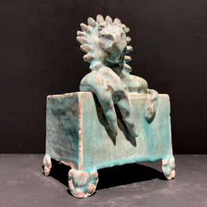 The King - Sculpture Contemporaine en Céramique de Chloé Peytermann