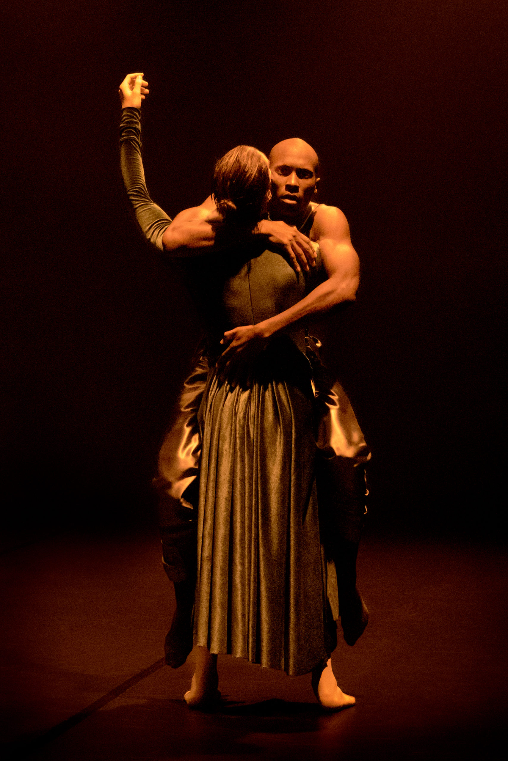 Lili Elbe Show - Dance For Two or Golden - Photographie d'Angelina Bertrand